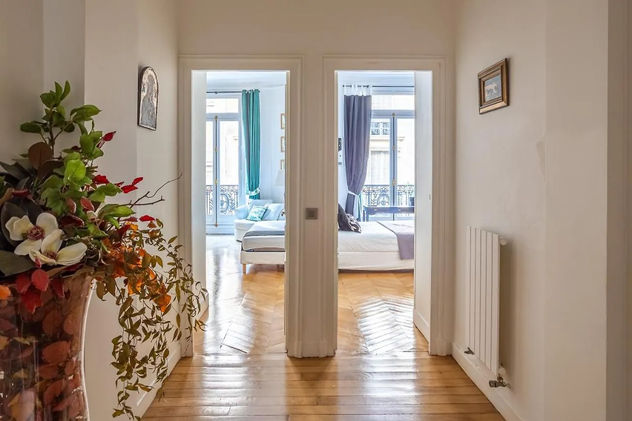 Prestigious Trocadero Apartment Paris