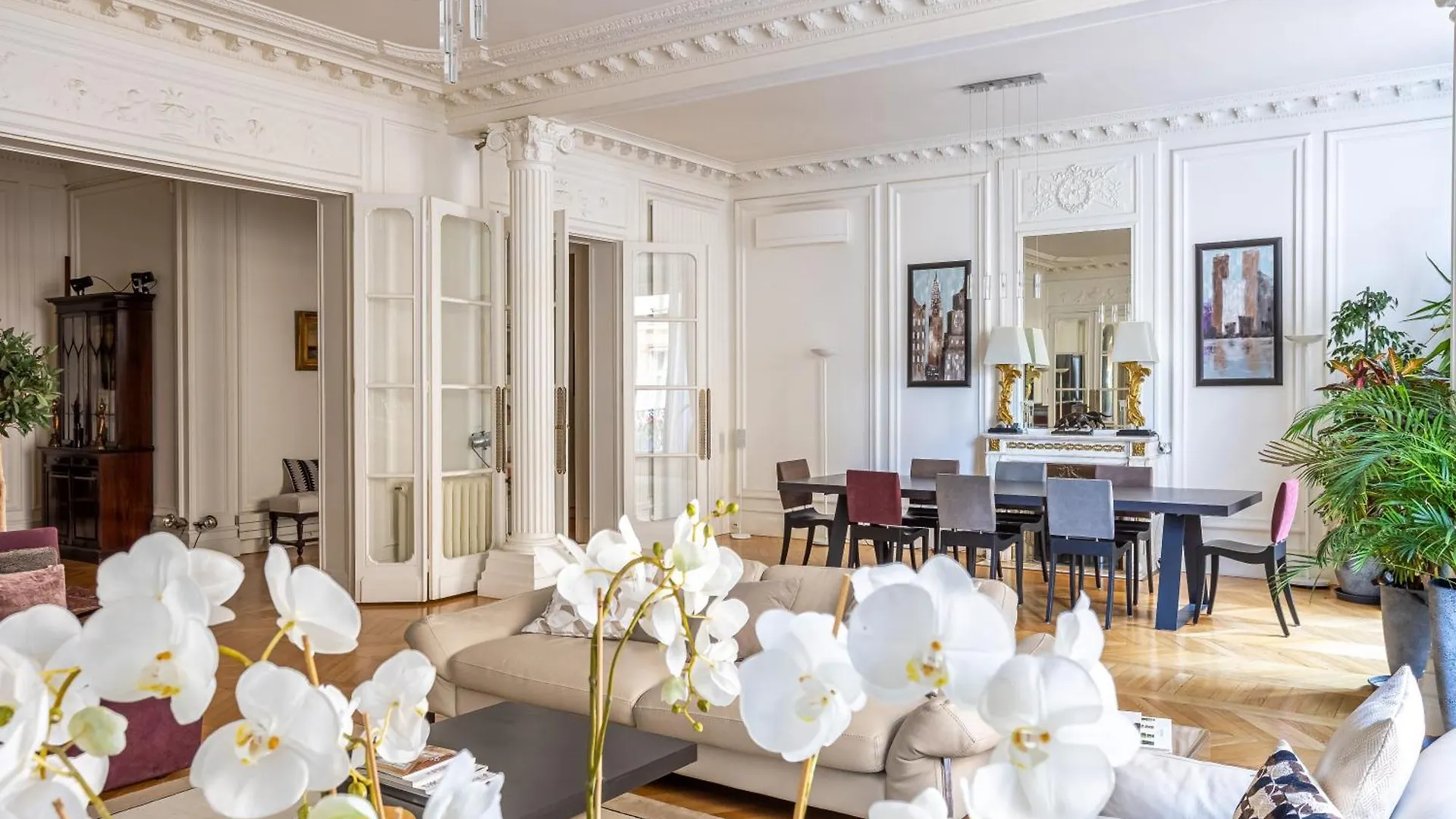Prestigious Trocadero Paris