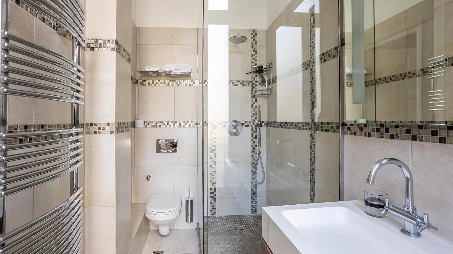 Prestigious Trocadero Apartment Paris
